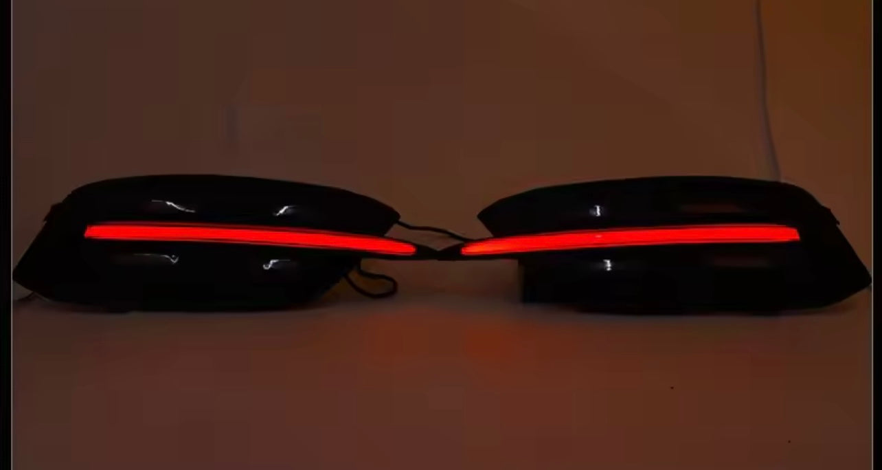 Sinaleira Traseira LED com Refletor Dinâmico para Honda Civic G10 (2016 a 2021)