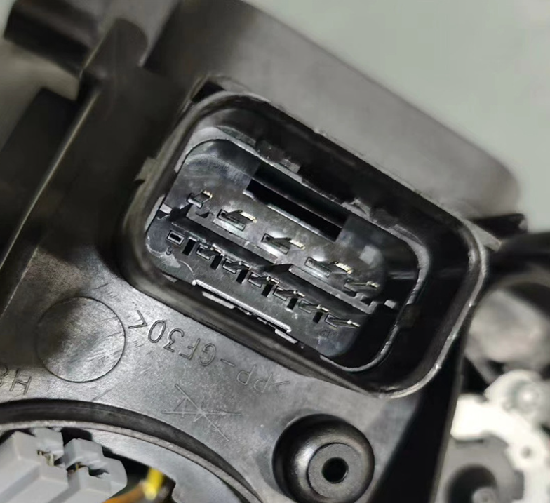 Par de Faróis HID Xenon - BMW Série 3 E90/E91 (2004-2011)