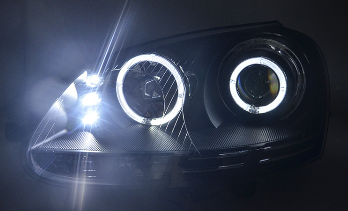 Faróis de LED Volkswagen Jetta MK5 (06-11)