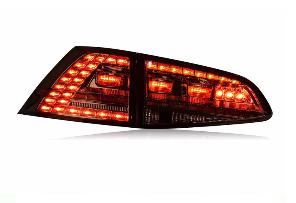 Par de Lanternas Traseiras LED para Volkswagen Golf 7 (2014-2016)