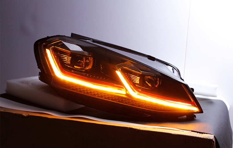 Conjunto de Faróis LED para Volkswagen Golf 7 / 7.5 (2013-2017)