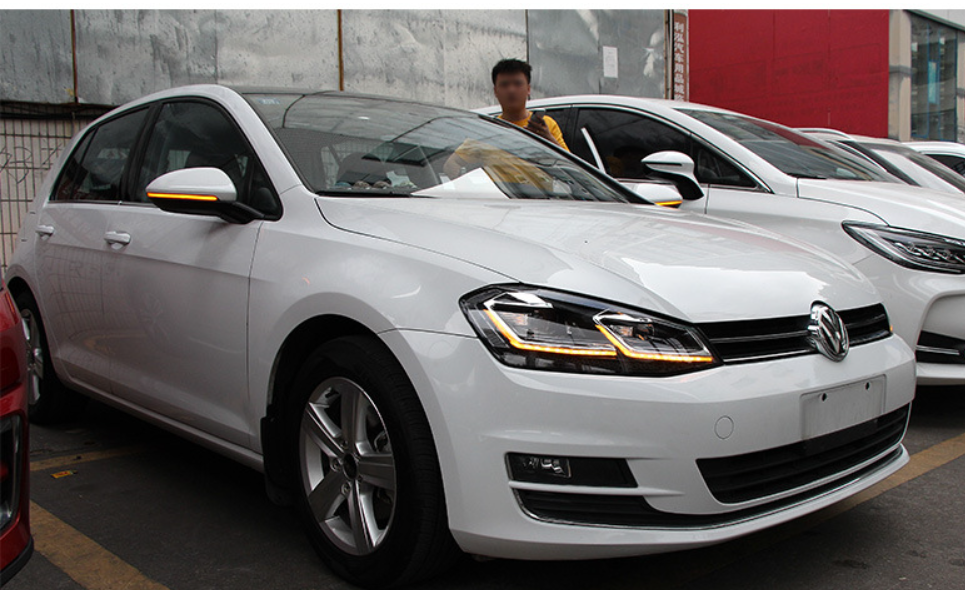 Conjunto de Faróis LED para Volkswagen Golf 7 / 7.5 (2013-2017)