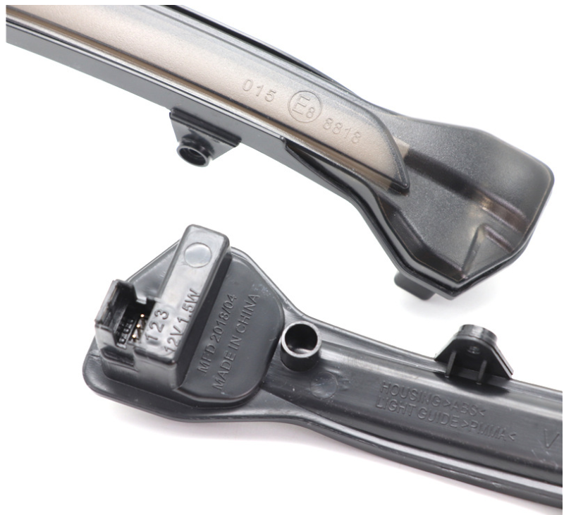 Luz de Seta Dinâmica para Retrovisor – Volkswagen Golf 7/7.5, GTI, GTD e Touran