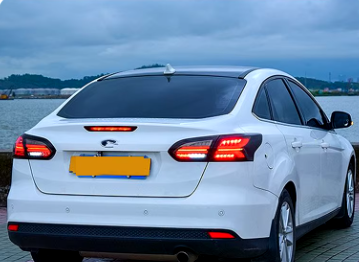 Luzes Traseiras Altezza LED para Ford Focus Sedan 2015-2018