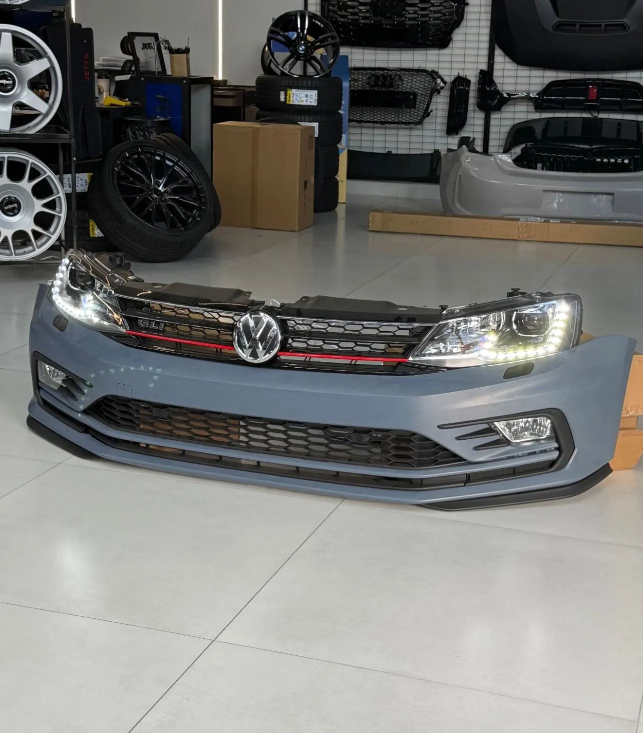 Para-choque Dianteiro Jetta GLI MK6 2015-2018 - Visual Esportivo | LED Line BR Parts