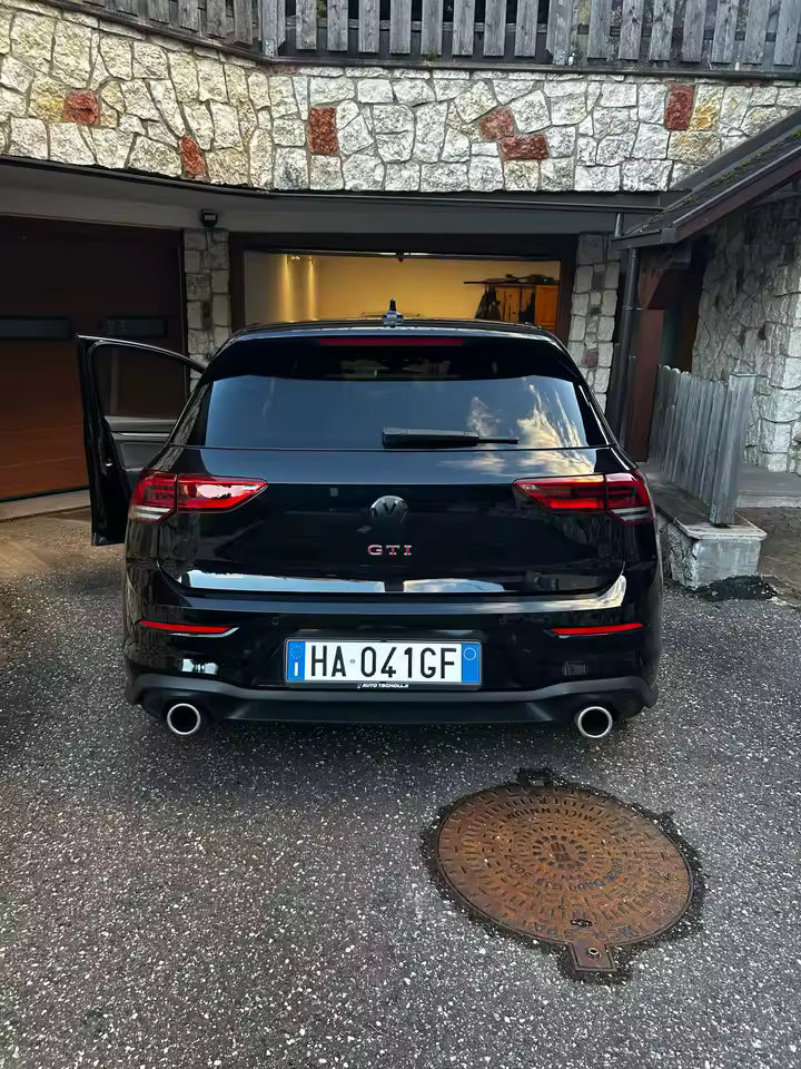 Emblema VW Preto – Kit Frente e Traseira | Led Line BR Parts