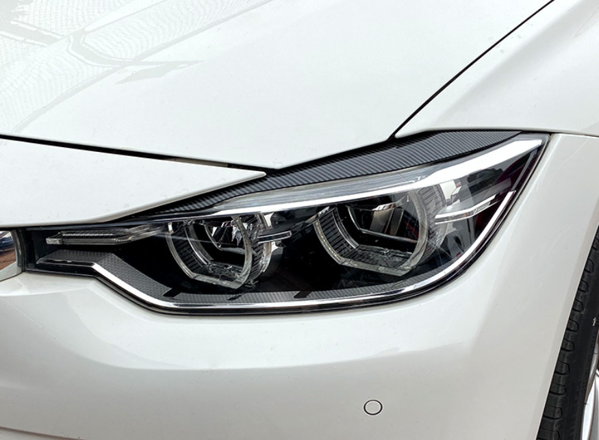 Sobrancelhas de Farol para BMW Série 3 F30/F31 (2012-2018) – Estilo Esportivo em Preto Piano ou Fibra de Carbono