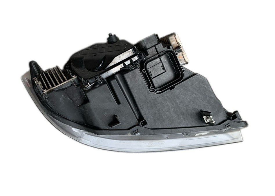 Par de Faróis HID Xenon - BMW Série 3 E90/E91 (2004-2011)