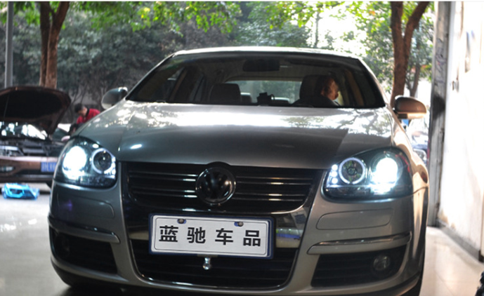Faróis de LED Volkswagen Jetta MK5 (06-11)