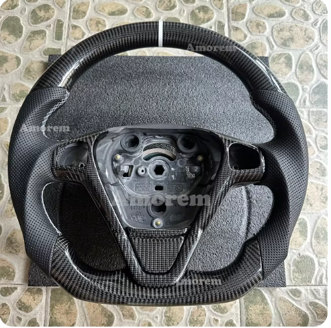 Volante Esportivo em Fibra de Carbono para Ford Fiesta ST MK7/MK7.5/MK8