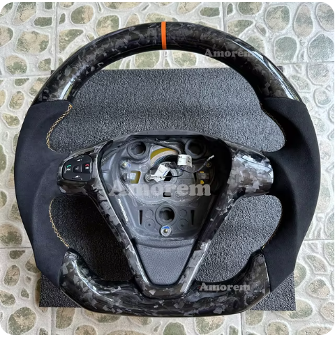 Volante Esportivo em Fibra de Carbono para Ford Fiesta ST MK7/MK7.5/MK8