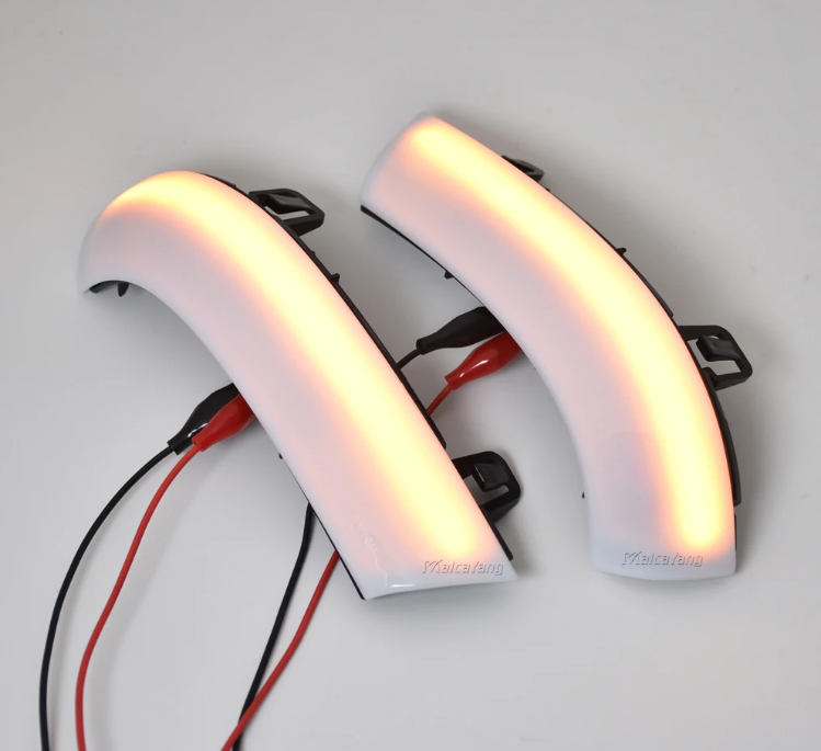 Seta Sequencial LED para Retrovisor VW Jetta MK5 – Estilo e Segurança