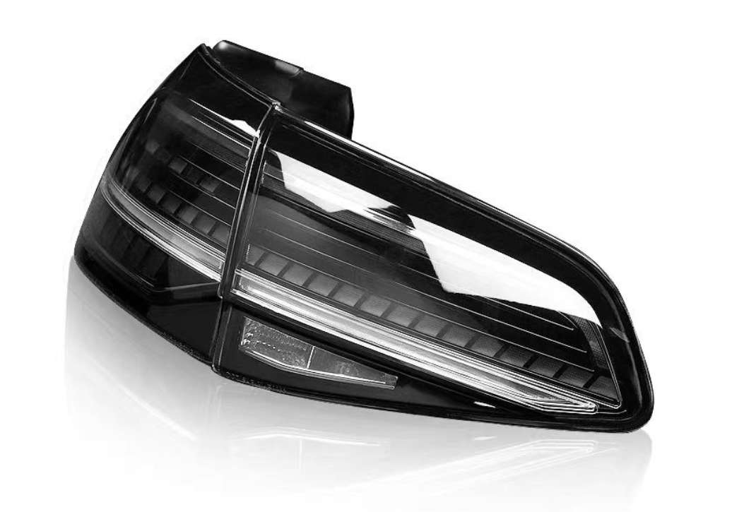 Par de Lanterna Traseira LED R-Line para Volkswagen Golf 7/7.5 (Modelos 2013-2018)