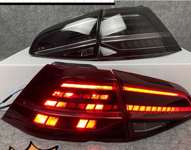 Par de Lanterna Traseira LED R-Line para Volkswagen Golf 7/7.5 (Modelos 2013-2018)