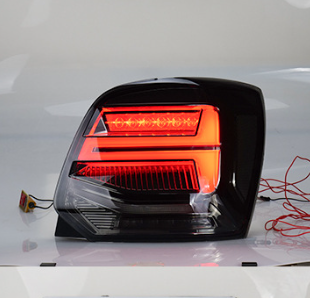 Conjunto de Lanternas Traseiras LED para Volkswagen Polo (2011-2018)