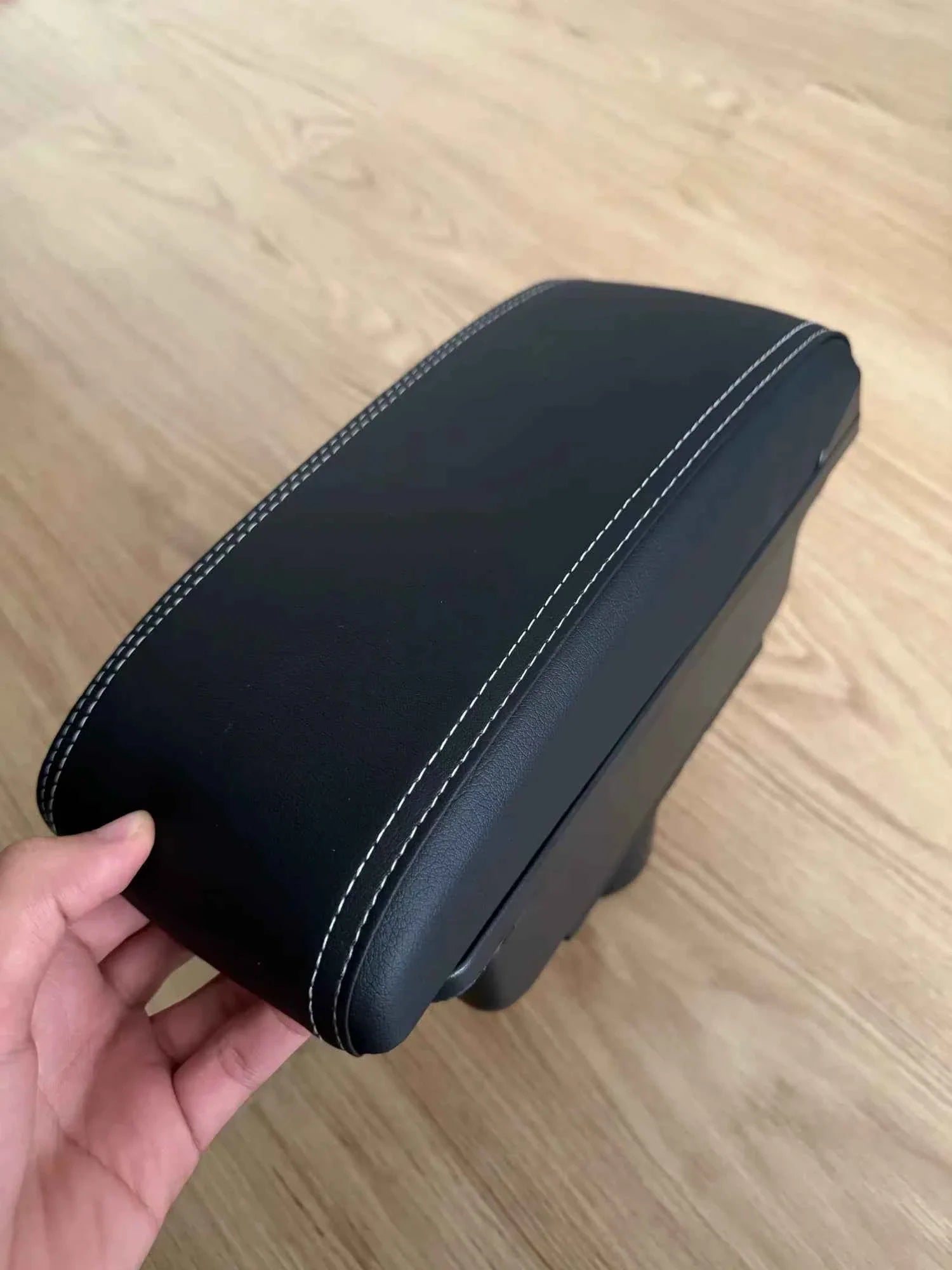 Apoio de Braço UP com 3 USB - Conforto e Tecnologia | Led Line BR Parts