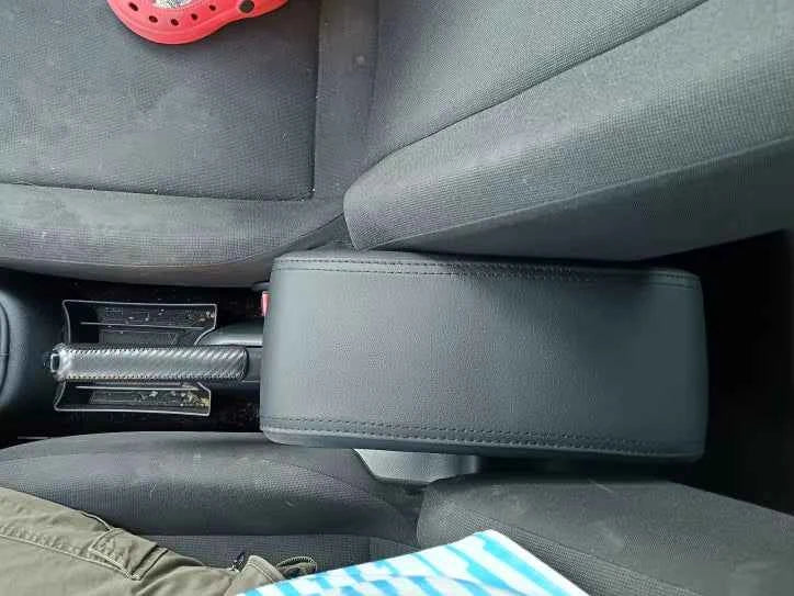 Apoio de Braço UP com 3 USB - Conforto e Tecnologia | Led Line BR Parts