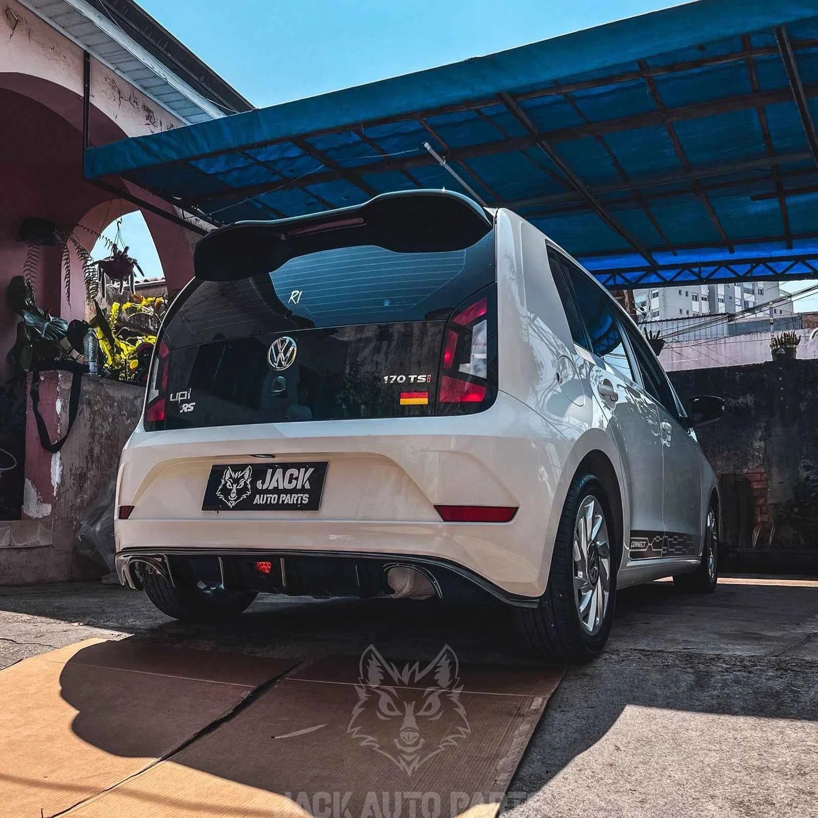 Difusor Traseiro UP GTI com Break Light - Performance Visual | Led Line BR Parts